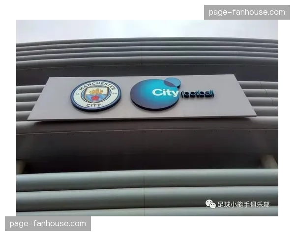 社区特写：英超俱乐部联合开展“足球促进平等”三月反歧视主题活动