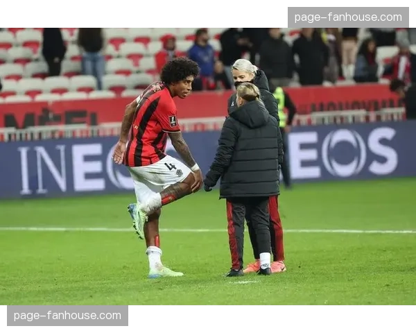 专访尼斯队长丹特:41岁老将谈保持状态的秘诀与退役后的打算 专访尼斯队长丹特:41岁老将谈保持状态的秘诀与退役后的打算